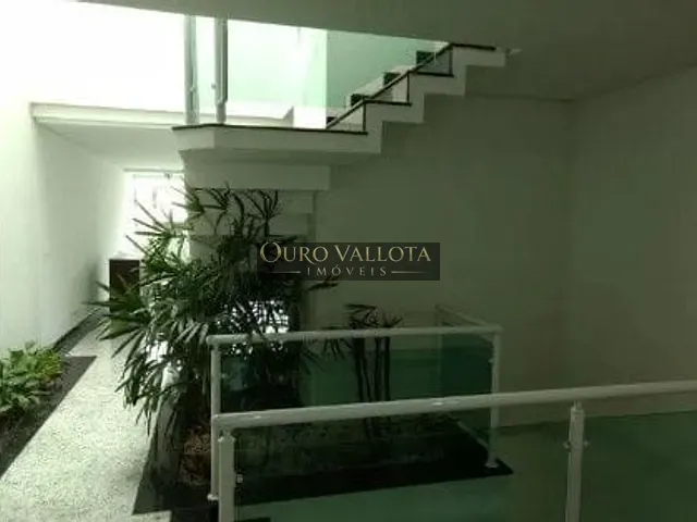 Sobrado 3 quartos e 3 banheiros, à venda, no bairro Vila Gilda em Santo André