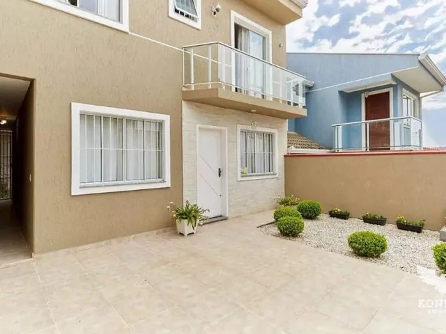 Sobrado com 140m² 4 quartos e 3 banheiros, à venda, no bairro Loteamento Marinoni - Tanguá em Almirante Tamandaré
