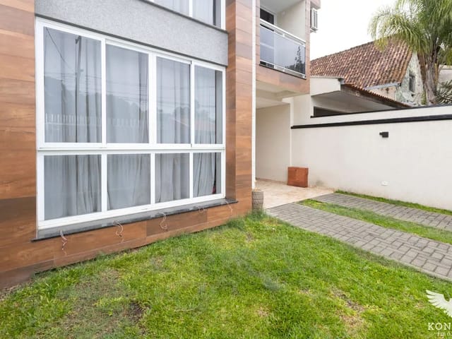 Sobrado com 140m² 3 quartos e 3 banheiros, à venda, no bairro Loteamento Marinoni em Almirante Tamandaré