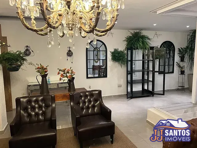 Sobrado com 586m² 4 quartos e 7 banheiros, à venda ou para alugar, no bairro Vila Bertioga em São Paulo