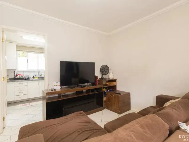 Casa 3 quartos e 3 banheiros, à venda, no bairro Santo Inácio em Curitiba