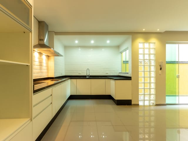 Sobrado com 100m² 3 quartos e 5 banheiros, à venda, no bairro Vila Palmeiras em São Paulo