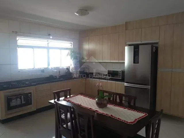 Sobrado com 182m² 2 quartos e 1 banheiro, à venda, no bairro Vila Bocaina em Mauá