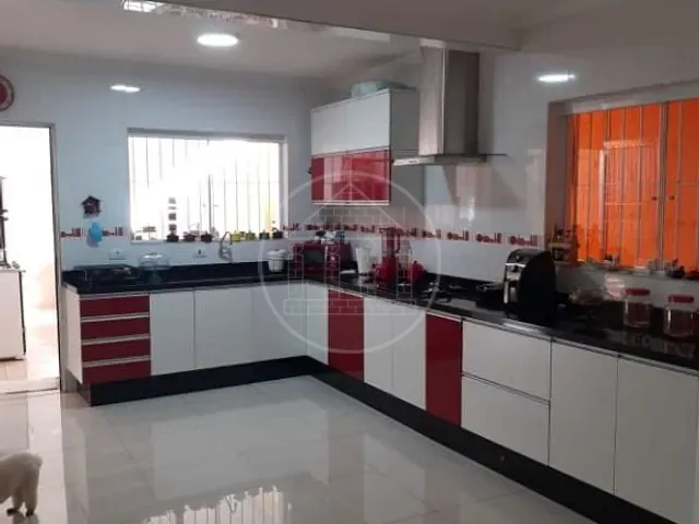 Sobrado com 300m² 3 quartos e 3 banheiros, à venda, no bairro Jardim Noronha em São Paulo