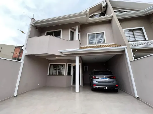 Casa com 117m² 3 quartos e 4 banheiros, à venda, no bairro Santa Felicidade em Curitiba