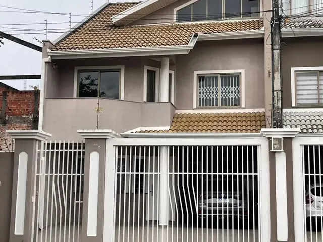 Casa com 117m² 3 quartos e 4 banheiros, à venda, no bairro Santa Felicidade em Curitiba