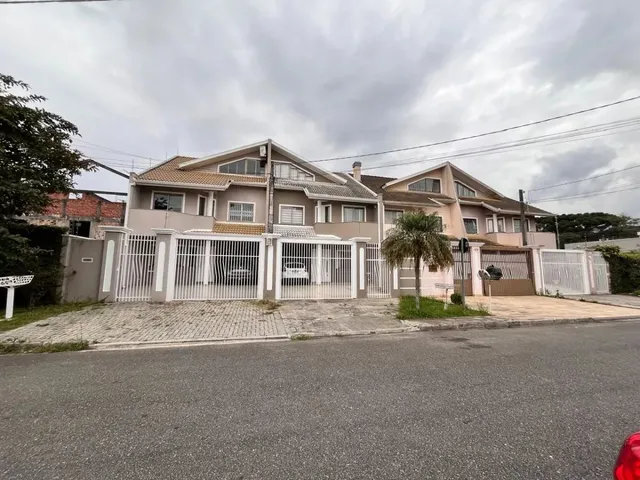 Casa com 117m² 3 quartos e 4 banheiros, à venda, no bairro Santa Felicidade em Curitiba