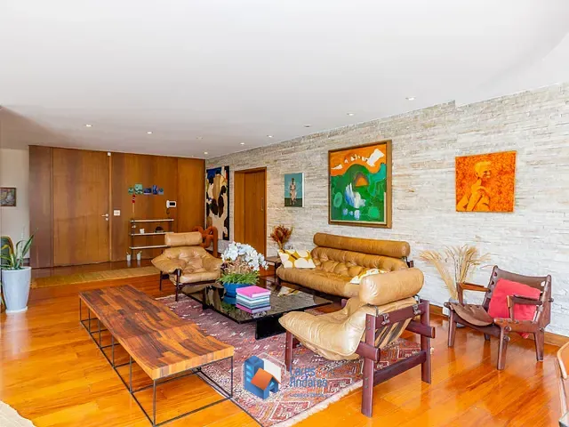Sobrado com 300m² 4 quartos e 6 banheiros, à venda, no bairro Jardim Luzitânia em São Paulo