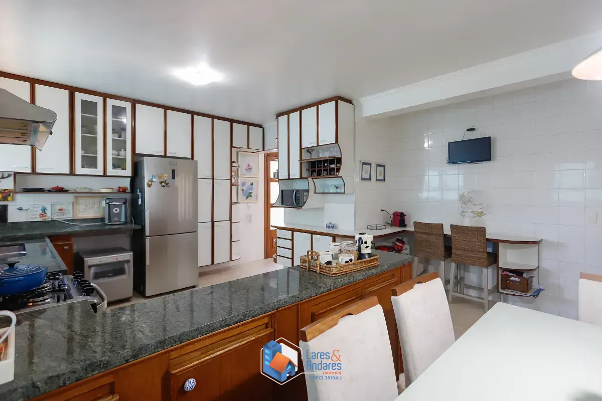 Sobrado, 3 quartos, 304 m² - Foto 46