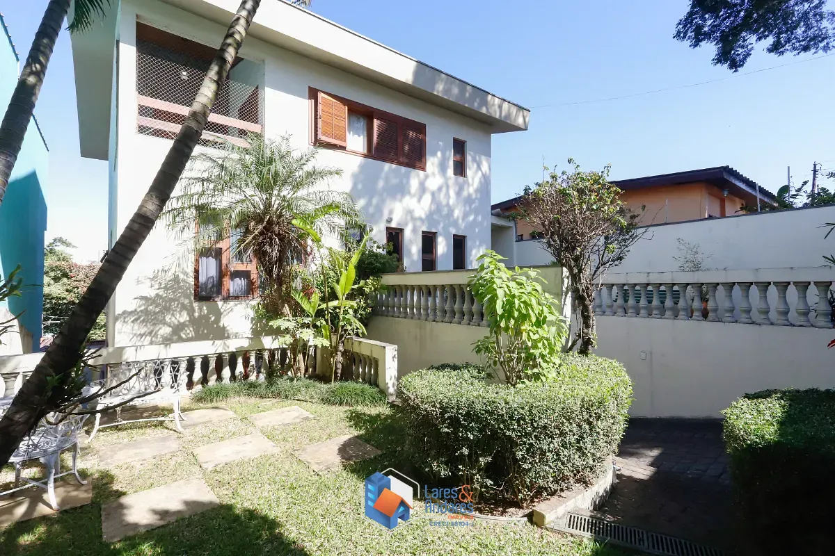 Sobrado, 3 quartos, 304 m² - Foto 1