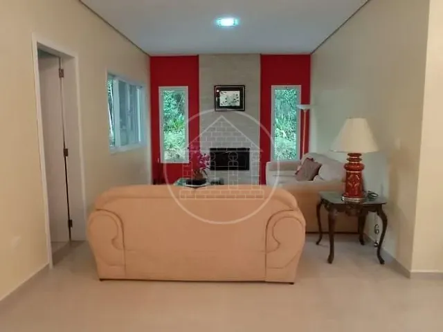 Sobrado com 1600m² 3 quartos e 4 banheiros, à venda, no bairro Jardim São Paulo em Embu-Guaçu