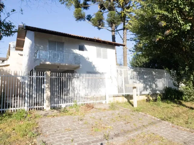 Casa com 224m² 4 quartos e 3 banheiros, à venda, no bairro Santa Felicidade em Curitiba