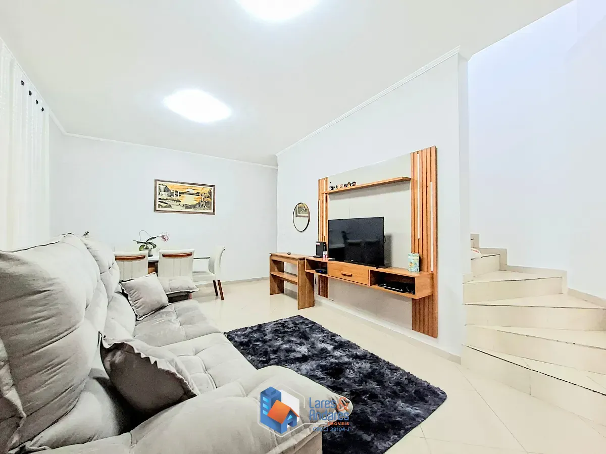 Sobrado, 3 quartos, 131 m² - Foto 1