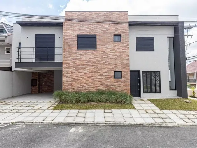 Sobrado com 133m² 3 quartos e 4 banheiros, à venda, no bairro Abranches em Curitiba