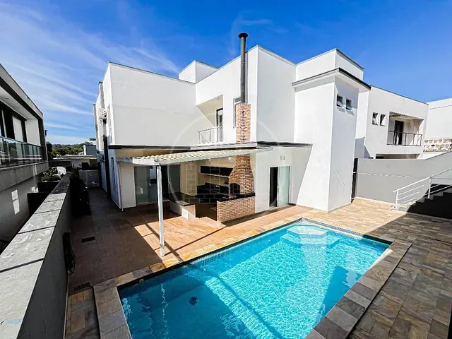 Sobrado com 510m² 3 quartos e 4 banheiros, à venda, no bairro Paisagem Renoir em Cotia