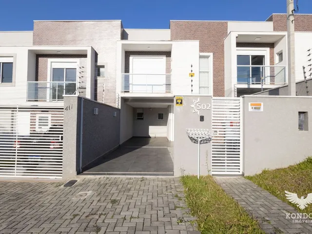 Sobrado 3 quartos e 3 banheiros, à venda, no bairro São Braz em Curitiba