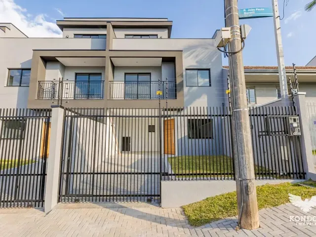 Casa com 112m² 3 quartos e 4 banheiros, à venda, no bairro São João em Curitiba