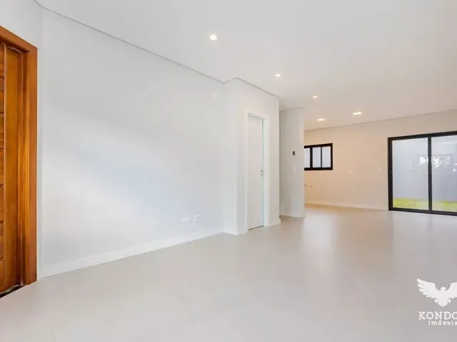 Casa com 112m² 3 quartos e 4 banheiros, à venda, no bairro São João em Curitiba