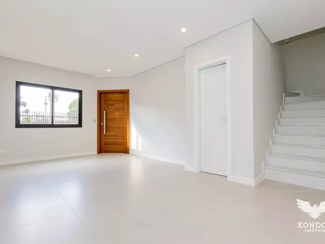 Casa com 112m² 3 quartos e 4 banheiros, à venda, no bairro São João em Curitiba