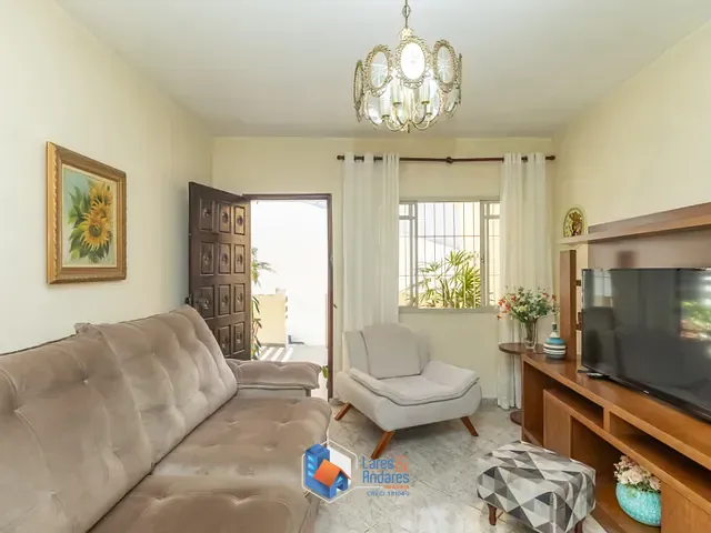 Sobrado com 270m² 6 quartos e 3 banheiros, à venda, no bairro Vila Nossa Senhora do Retiro em São Paulo