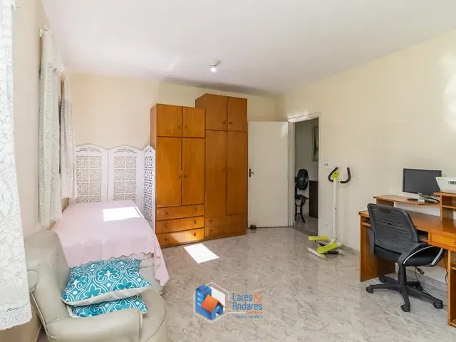 Sobrado com 270m² 6 quartos e 3 banheiros, à venda, no bairro Vila Nossa Senhora do Retiro em São Paulo