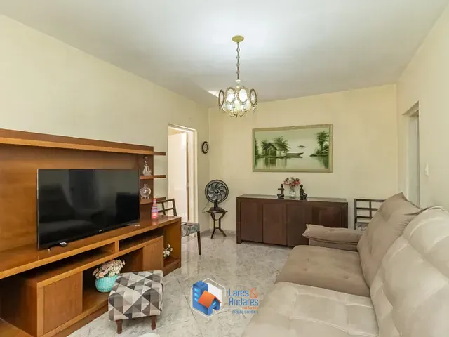 Sobrado com 270m² 6 quartos e 3 banheiros, à venda, no bairro Vila Nossa Senhora do Retiro em São Paulo