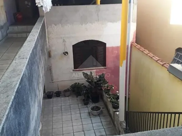 Sobrado com 125m² 3 quartos e 3 banheiros, à venda, no bairro Vila Emílio em Mauá