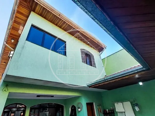 Sobrado com 172m² 3 quartos e 3 banheiros, à venda, no bairro Conjunto Residencial Salvador Tolezani em São Paulo