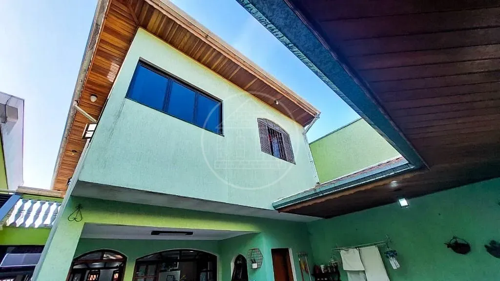 Sobrado, 3 quartos, 200 m² - Foto 1