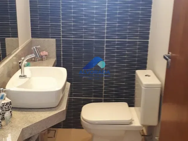 Sobrado com 250m² 3 quartos e 1 banheiro, à venda, no bairro Villa Branca em Jacareí