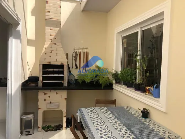 Sobrado com 125m² 3 quartos e 1 banheiro, à venda, no bairro Jardim das Indústrias em São José dos Campos