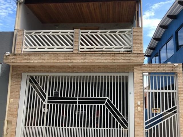 Sobrado com 125m² 3 quartos e 3 banheiros, à venda, no bairro Jardim Recanto Suave em Cotia