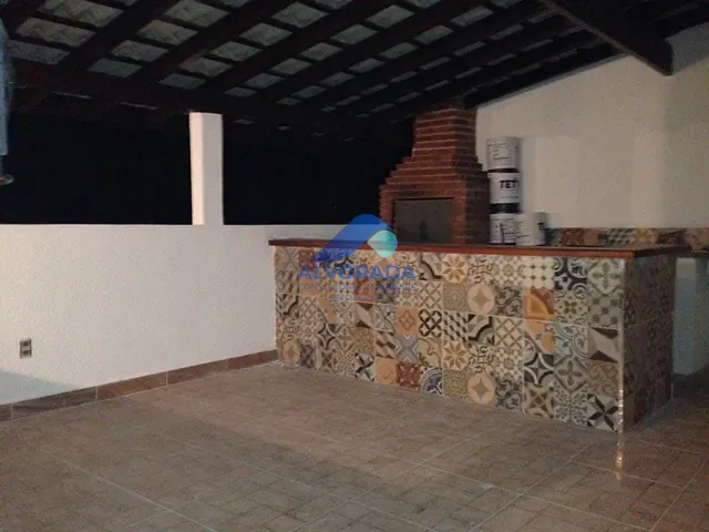 Sobrado com 326m² 3 quartos e 5 banheiros, à venda, no bairro Urbanova em São José dos Campos