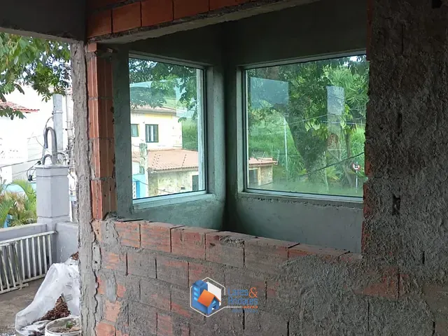 Sobrado com 220m² 8 quartos e 7 banheiros, à venda, no bairro Nova Petrópolis em São Bernardo Do Campo