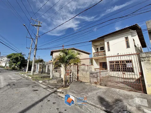 Sobrado com 309m² 3 quartos e 4 banheiros, à venda, no bairro Jardim Vila Galvão em Guarulhos