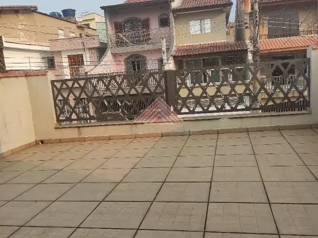 Sobrado com 125m² 3 quartos e 3 banheiros, à venda, no bairro Vila Mercedes em Mauá