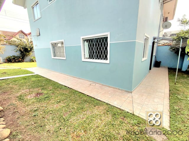 Sobrado 3 quartos e 3 banheiros, para alugar, no bairro Boa Vista em Curitiba