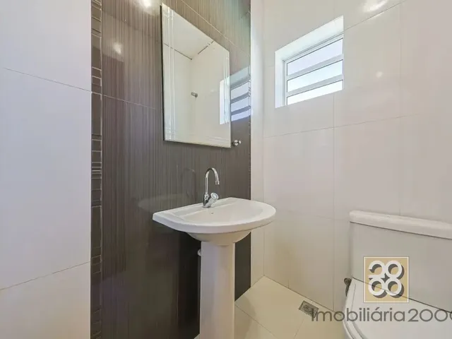 Sobrado 3 quartos e 1 banheiro, à venda, no bairro Santa Felicidade em Curitiba