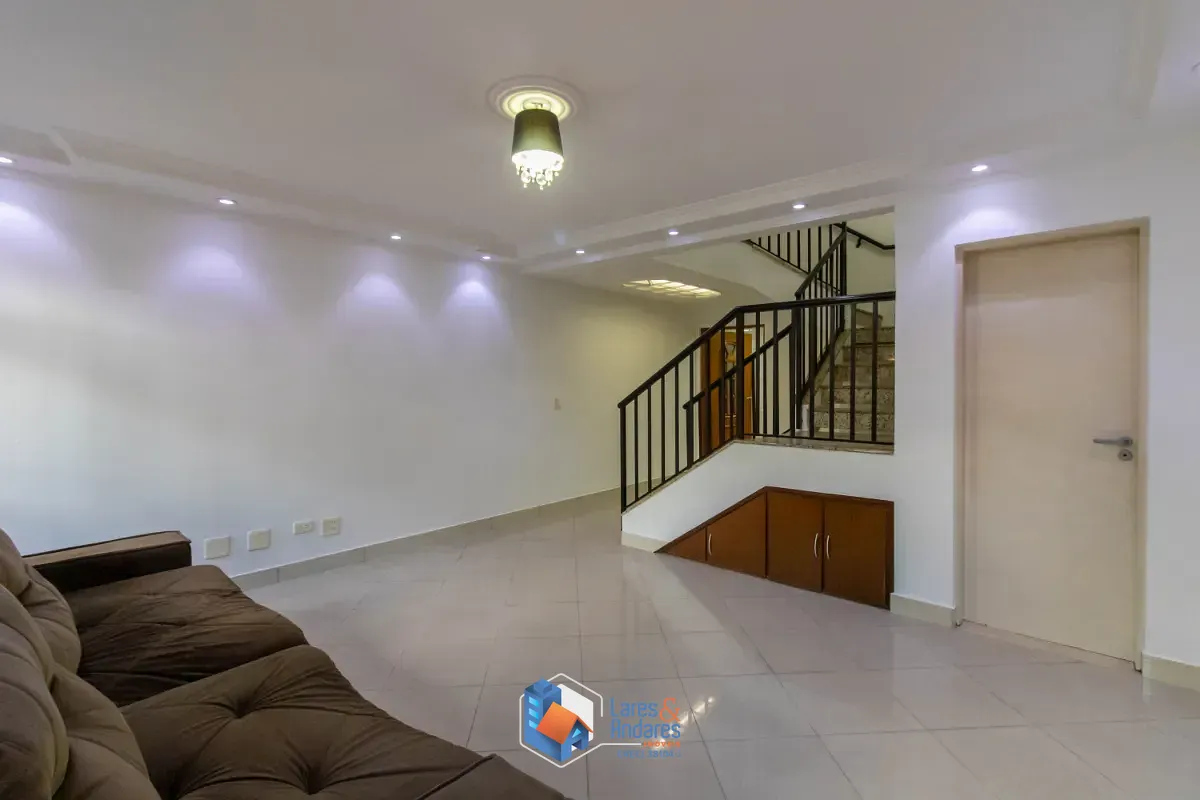 Sobrado, 3 quartos, 237 m² - Foto 2