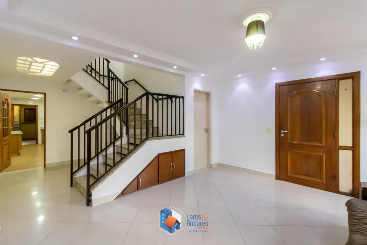 Sobrado, 3 quartos, 237 m² - Foto 1