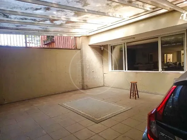 Sobrado com 300m² 4 quartos e 1 banheiro, à venda, no bairro Brooklin em São Paulo