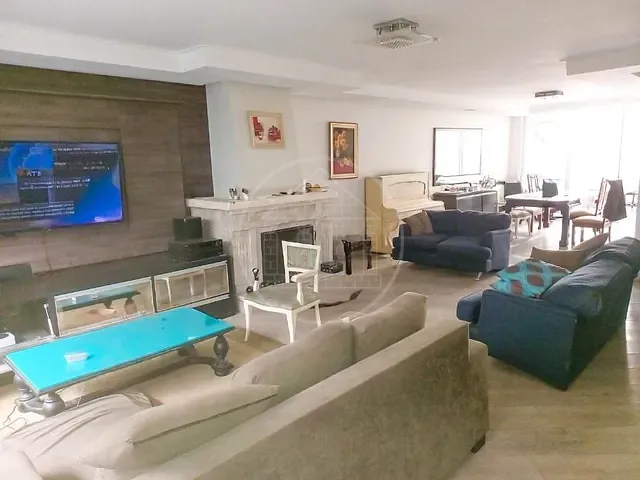Sobrado com 300m² 4 quartos e 1 banheiro, à venda, no bairro Brooklin em São Paulo