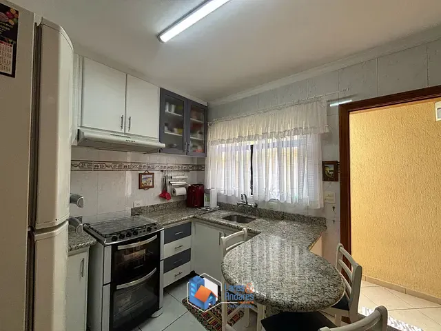 Sobrado com 146m² 4 quartos e 5 banheiros, à venda, no bairro Vila Rosália em Guarulhos