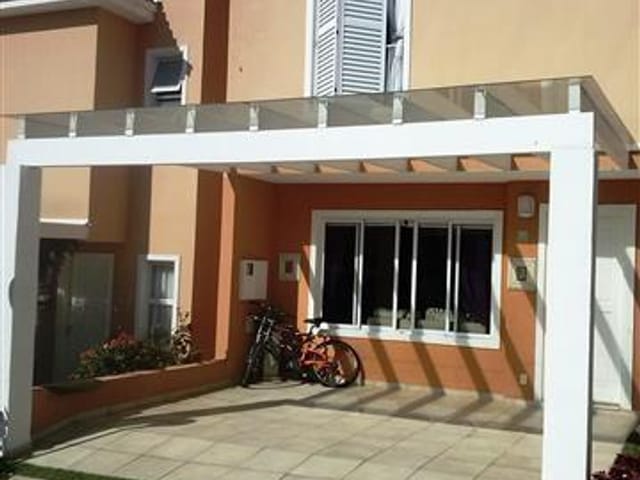 Foto do Sobrado - Sobrado à venda 3 Quartos, 1 Suite, 2 Vagas, 200M², Jardim São Carlos, Sorocaba - SP | Ary Proenca Negócios Imobiliários Ltda