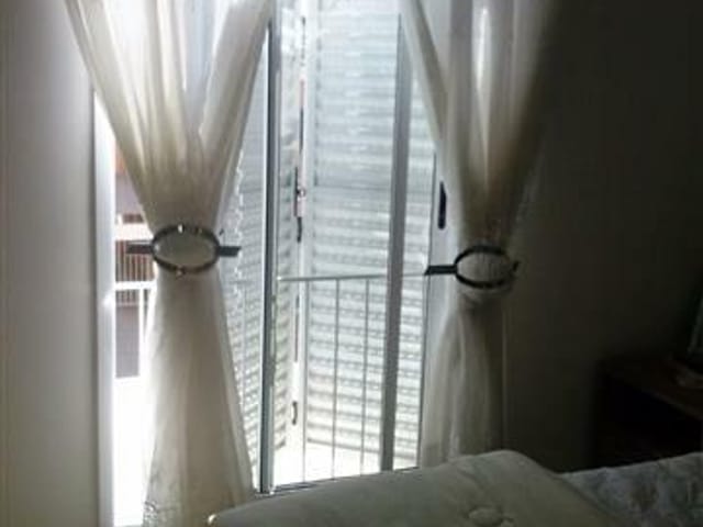 Foto do Sobrado - Sobrado à venda 3 Quartos, 1 Suite, 2 Vagas, 200M², Jardim São Carlos, Sorocaba - SP | Ary Proenca Negócios Imobiliários Ltda