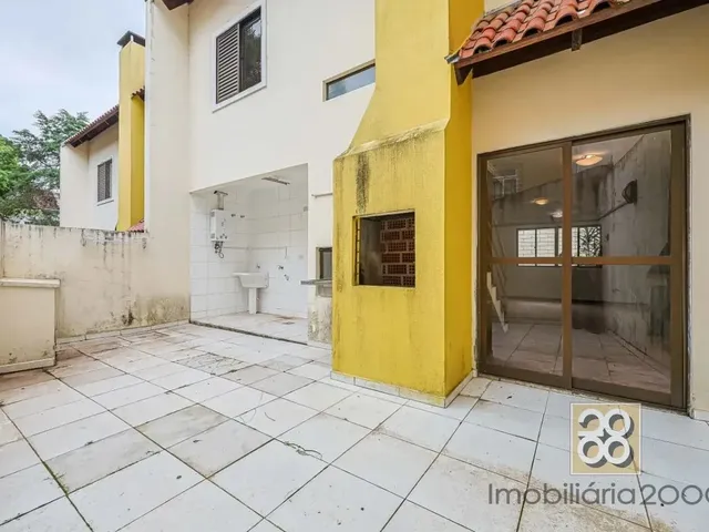 Sobrado 3 quartos e 1 banheiro, à venda, no bairro Abranches em Curitiba
