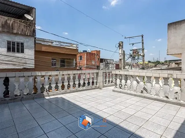 Sobrado com 122m² 6 quartos e 2 banheiros, à venda, no bairro Canhema em Diadema