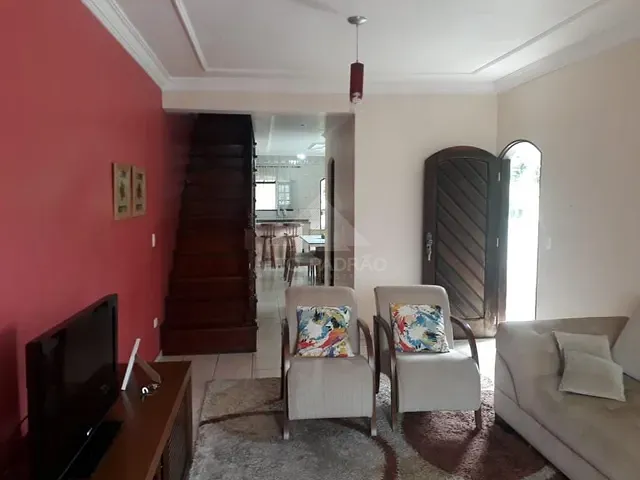 Sobrado com 125m² 3 quartos e 1 banheiro, à venda, no bairro Jardim Santista em Mauá
