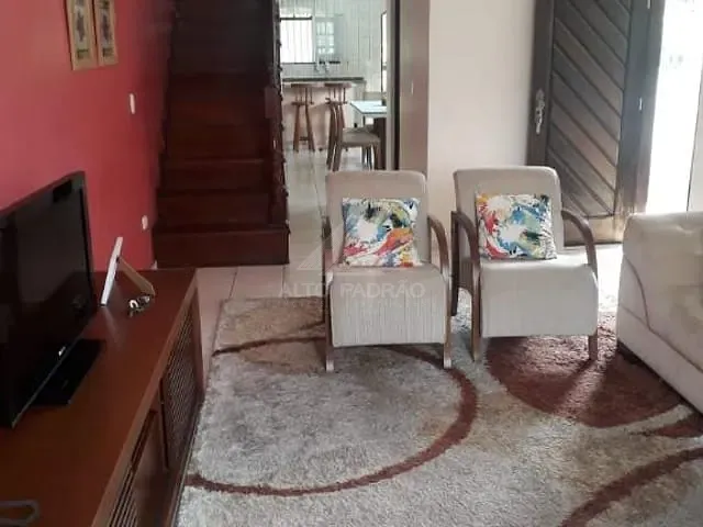Sobrado com 125m² 3 quartos e 1 banheiro, à venda, no bairro Jardim Santista em Mauá
