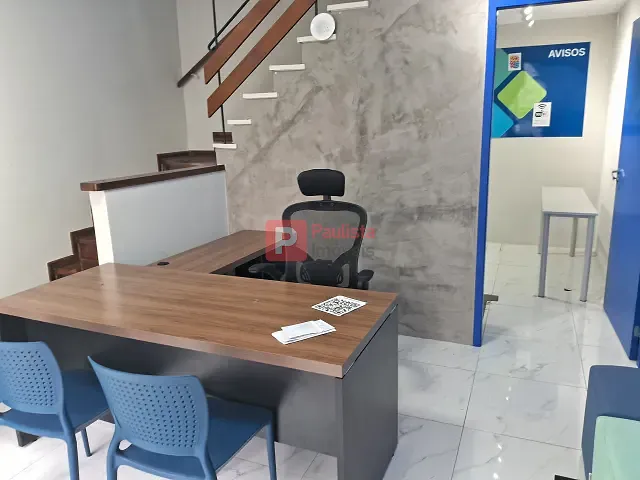 Sobrado com 140m², para alugar, no bairro Parque Colonial em São Paulo